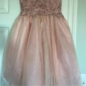 Girls fancy princess dress. Birthday, Holiday Any event. Size 7/8